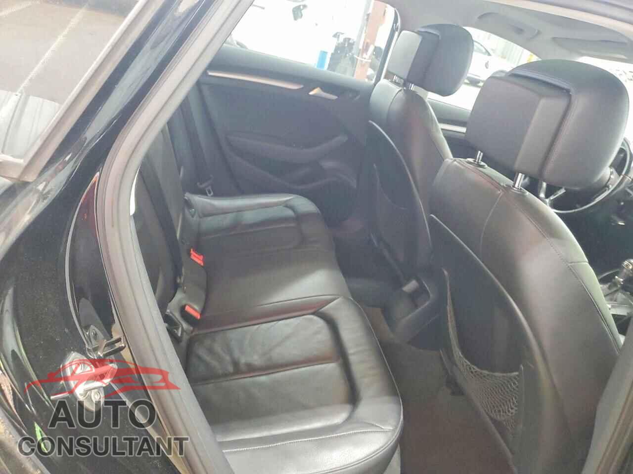 AUDI A3 2015 - WAUBFGFF6F1007496