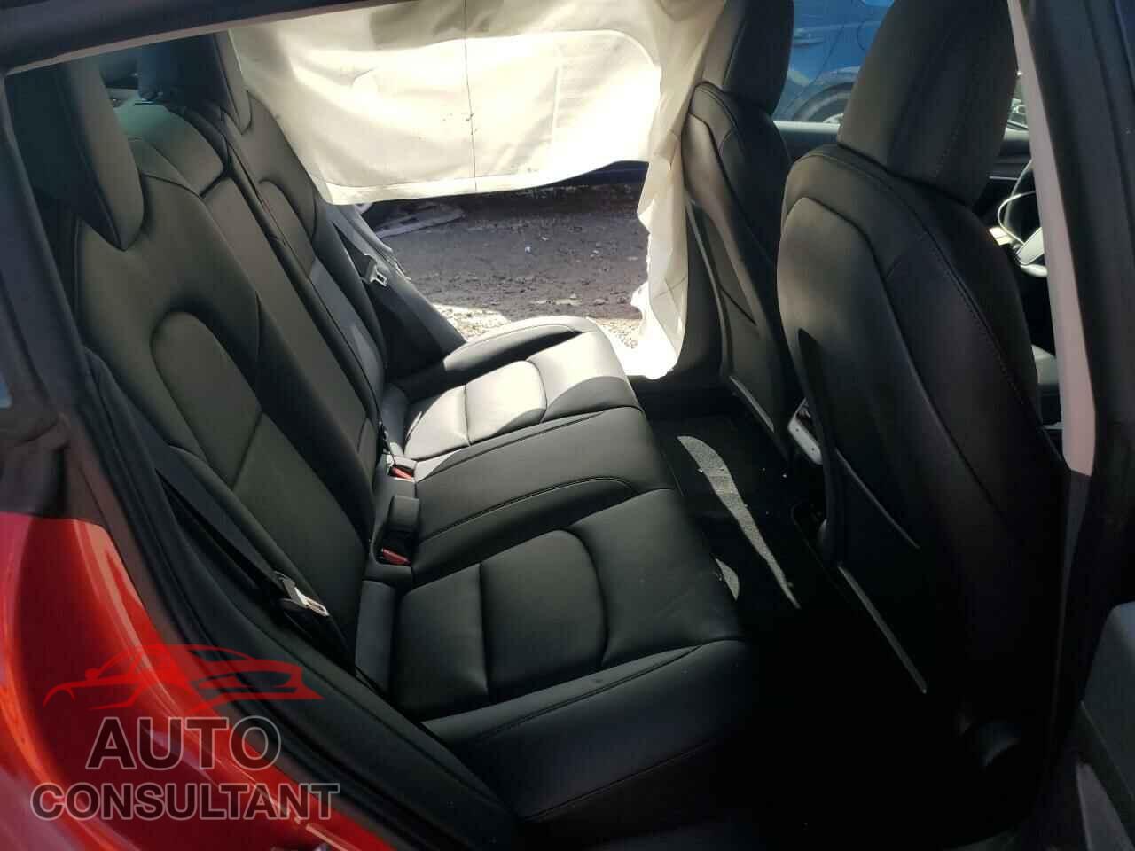 TESLA MODEL 3 2022 - 5YJ3E1EB5NF250132