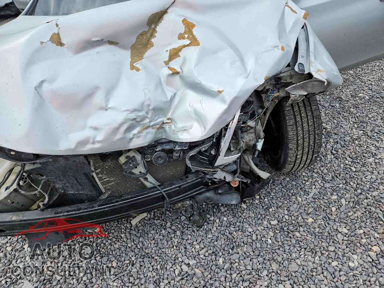 NISSAN SENTRA 2019 - 3N1AB7AP3KL620725