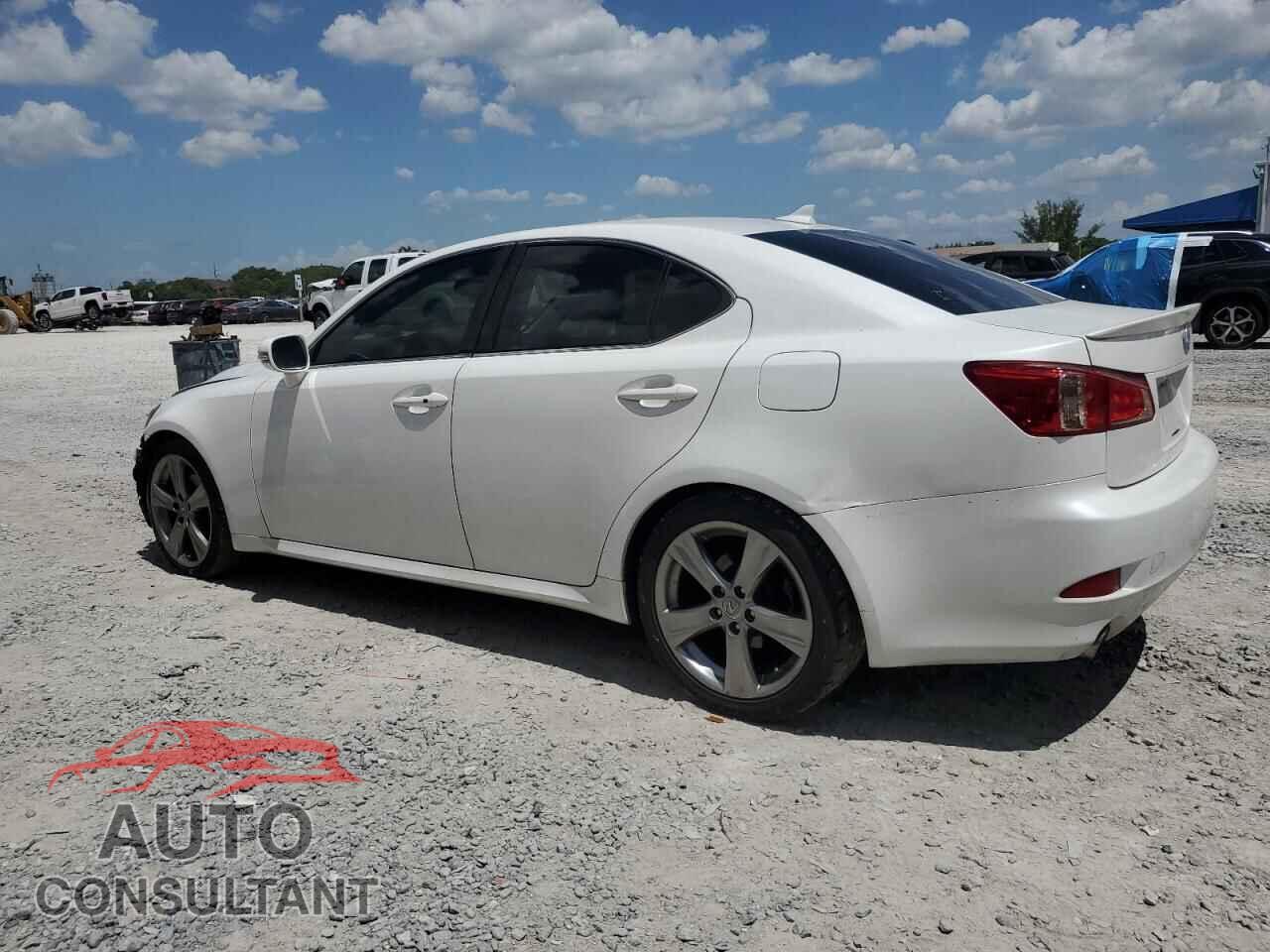 LEXUS IS 2012 - JTHBF5C20C5180846