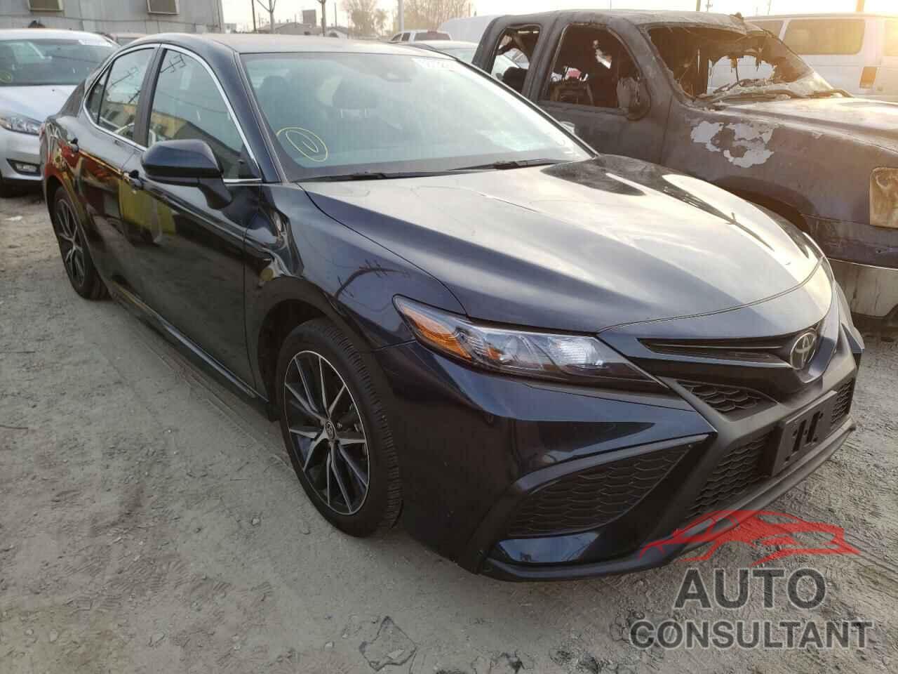 TOYOTA CAMRY 2021 - 4T1G11AK5MU428996