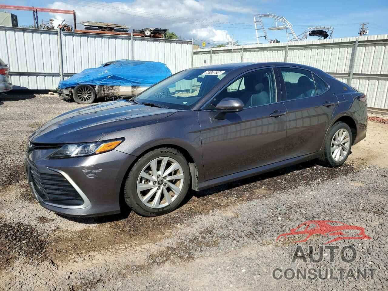 TOYOTA CAMRY 2022 - 4T1C11AK8NU642641