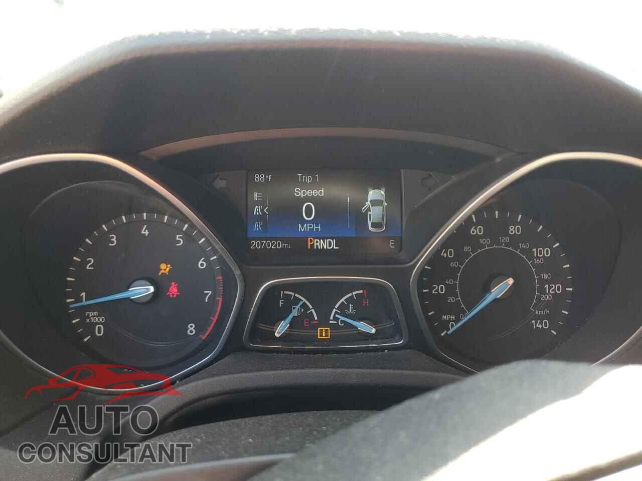 FORD FOCUS 2016 - 1FADP3F23GL370090