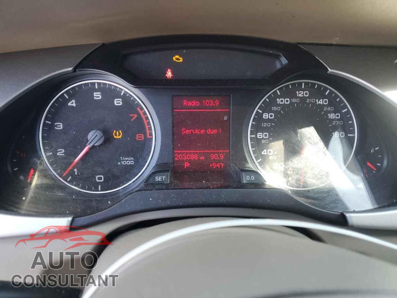 AUDI A4 2010 - WAUWFAFL7AA050001