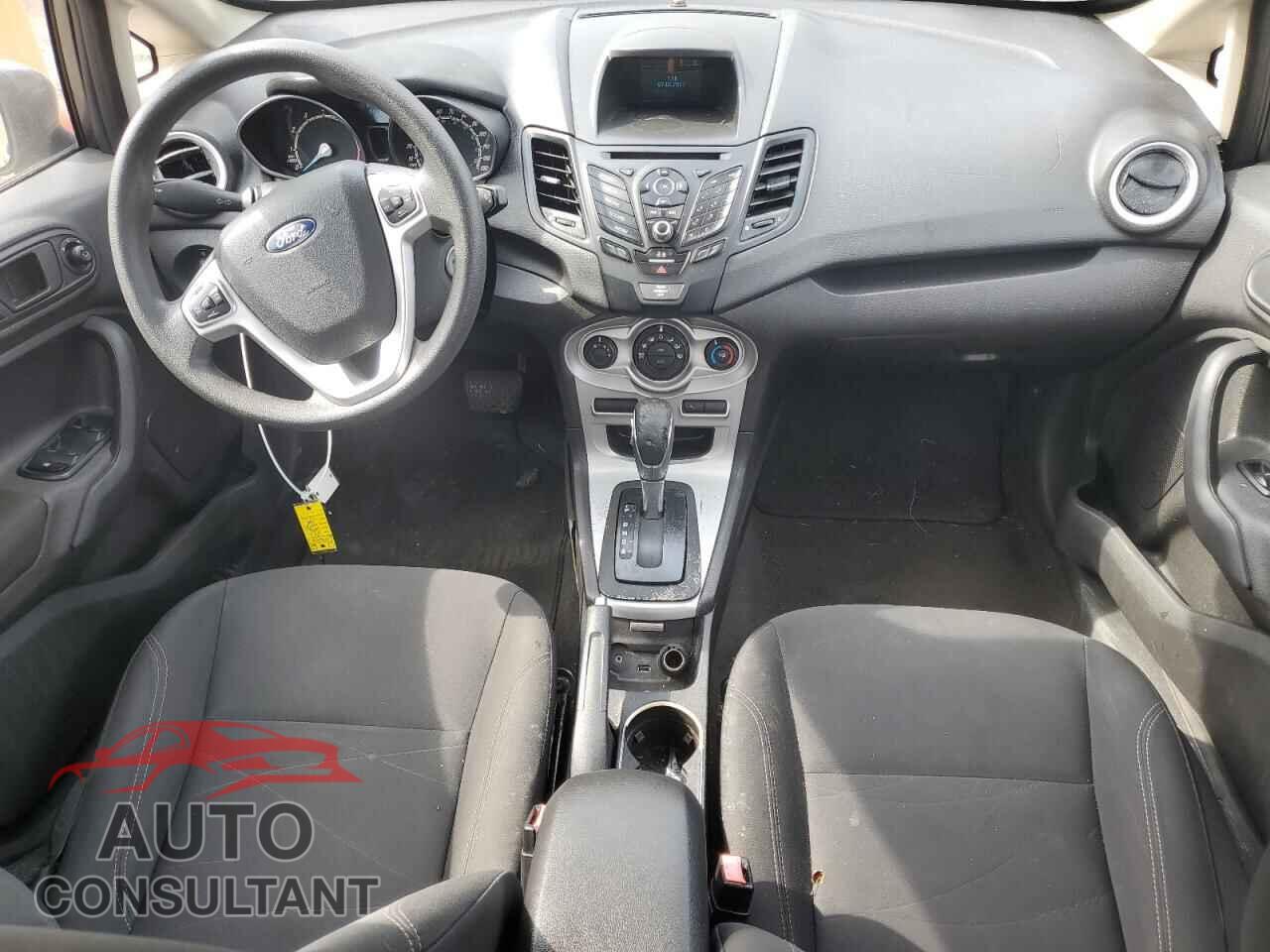 FORD FIESTA 2017 - 3FADP4EJ5HM115486
