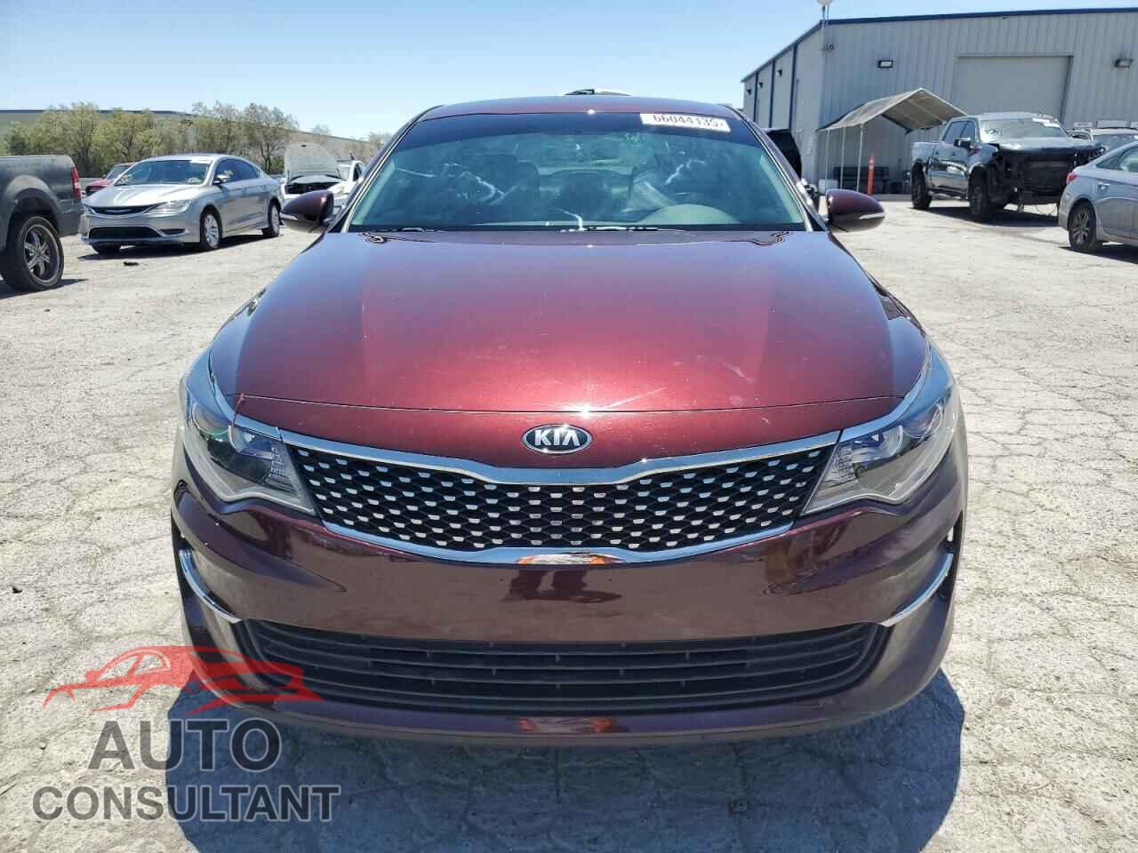 KIA OPTIMA 2018 - 5XXGU4L37JG271489