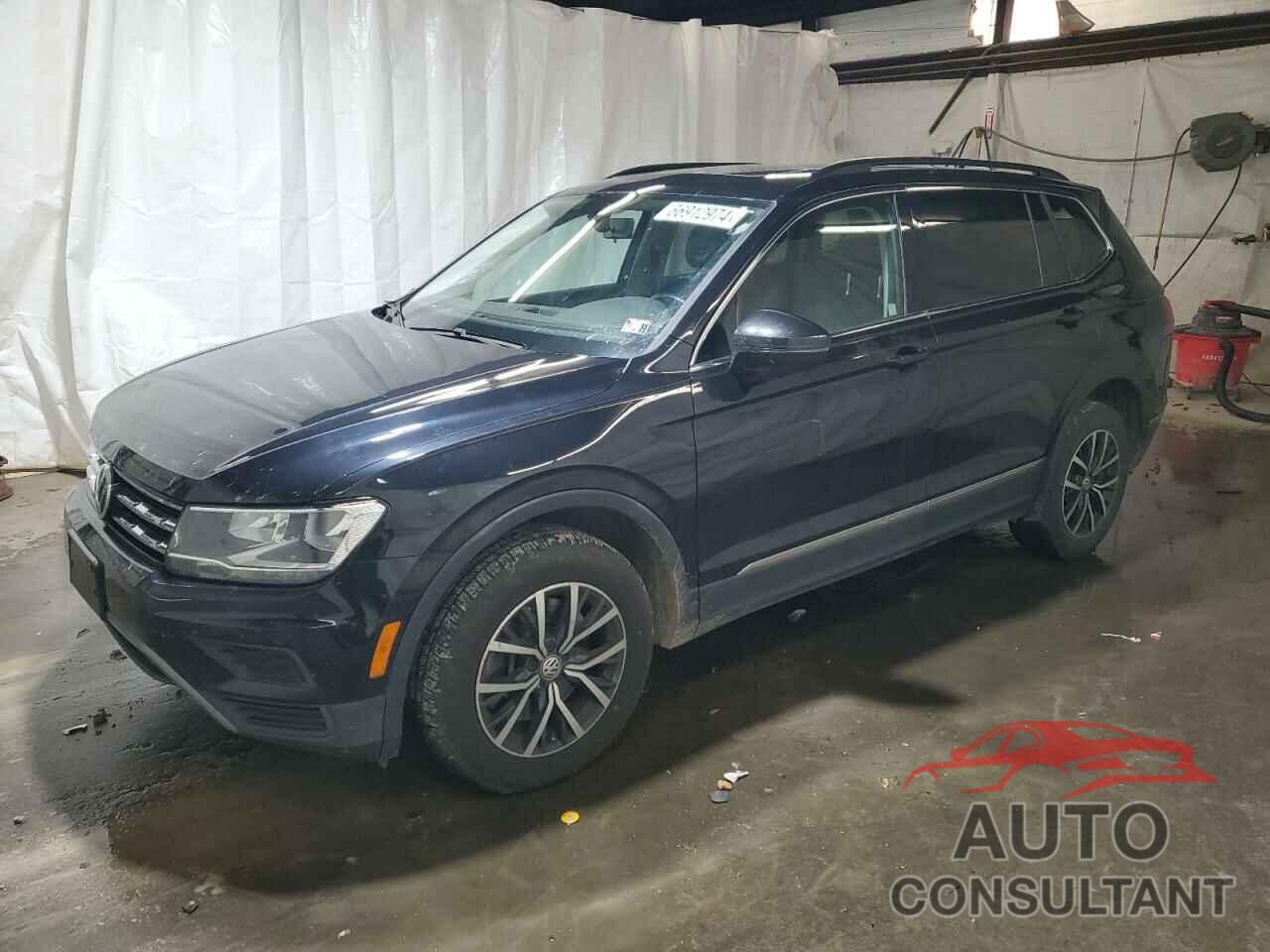 VOLKSWAGEN TIGUAN 2018 - 3VV2B7AX1JM211702