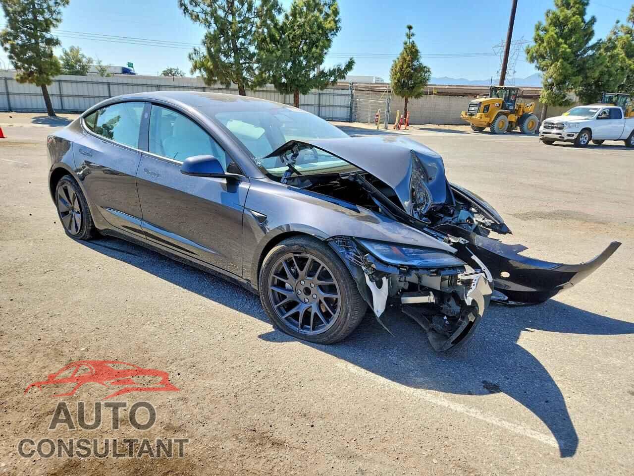 TESLA MODEL 3 2025 - 5YJ3E1EA1SF002270