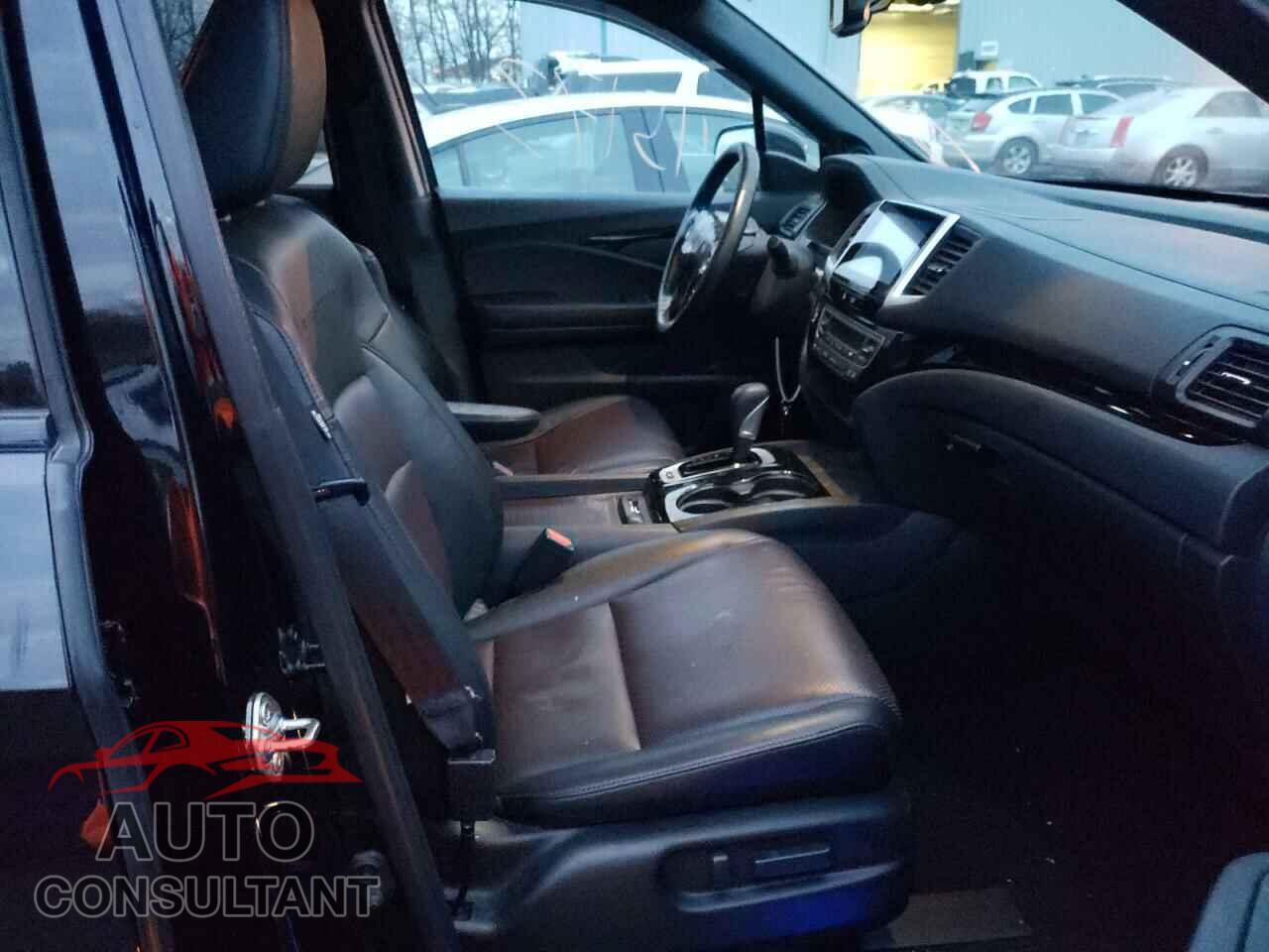 HONDA RIDGELINE 2017 - 5FPYK3F82HB011954