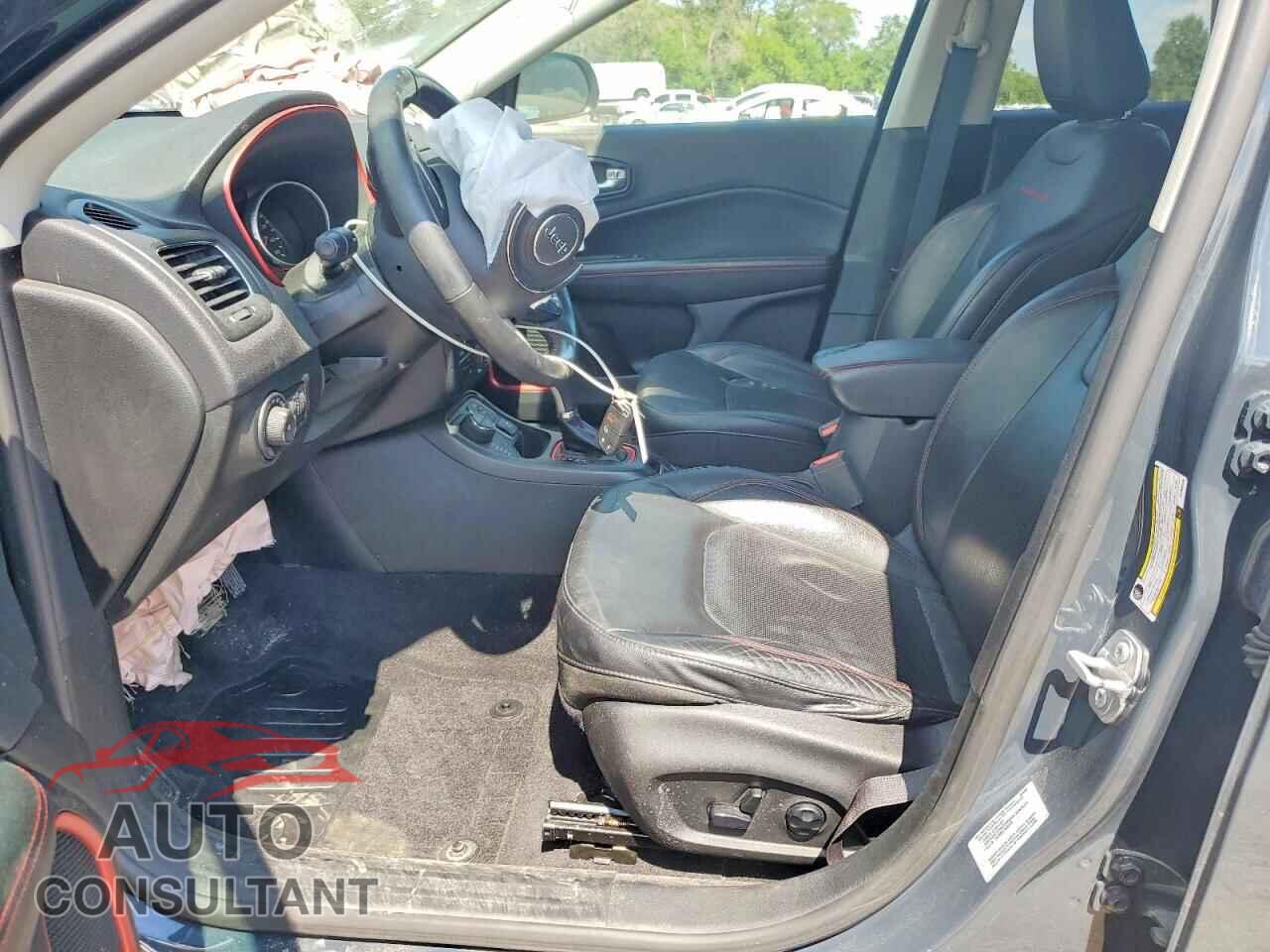 JEEP COMPASS 2017 - 3C4NJDDB1HT689308