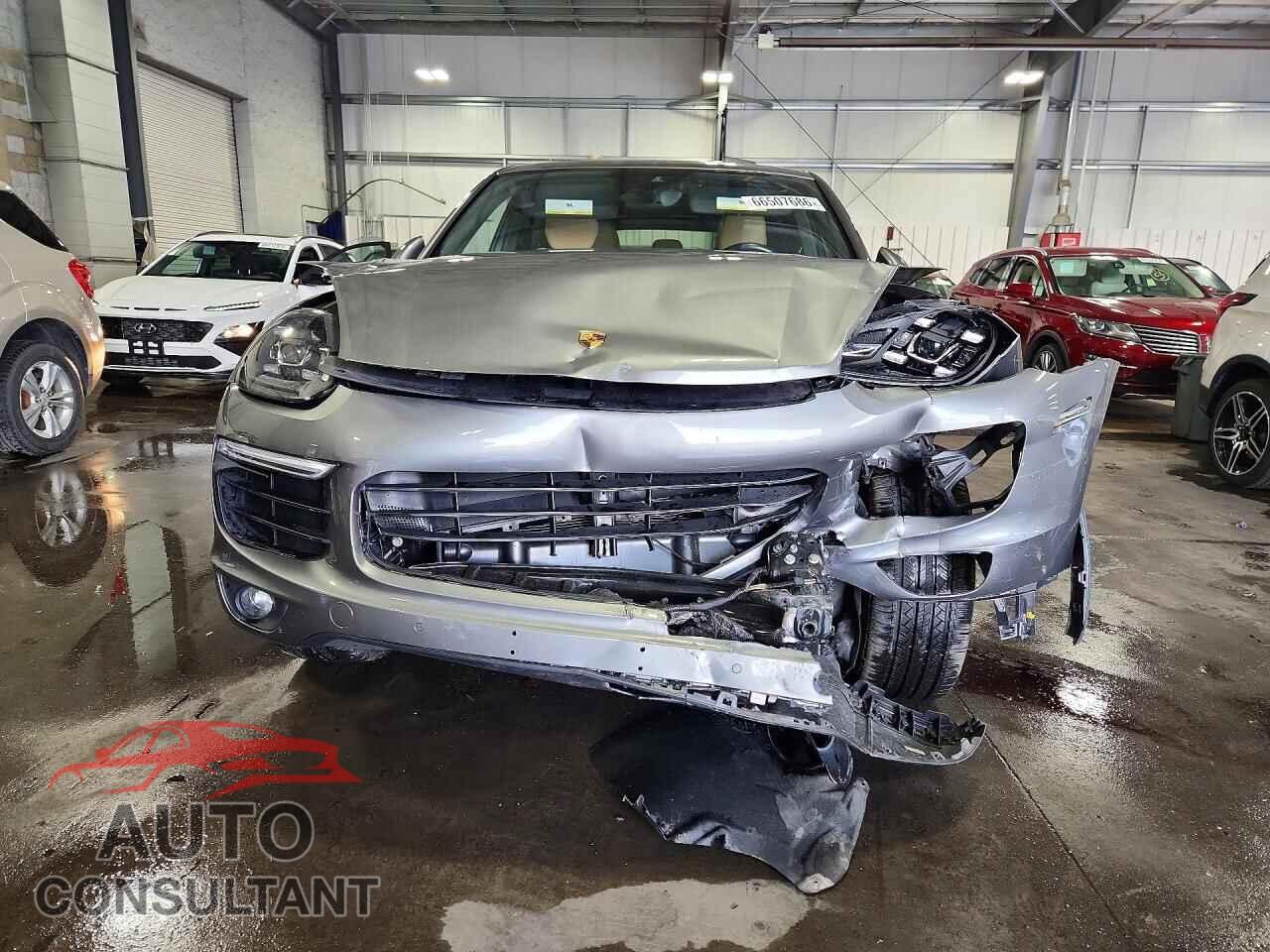 PORSCHE CAYENNE 2016 - WP1AA2A20GKA36250