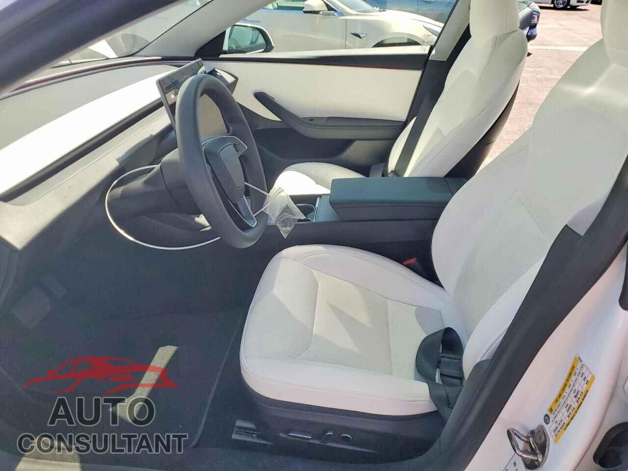 TESLA MODEL 3 2024 - 5YJ3E1EA4RF793761