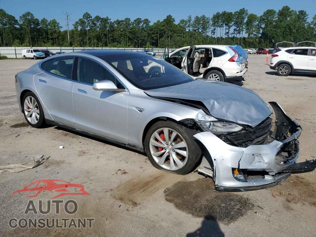 TESLA MODEL S 2015 - 5YJSA1H42FF085162