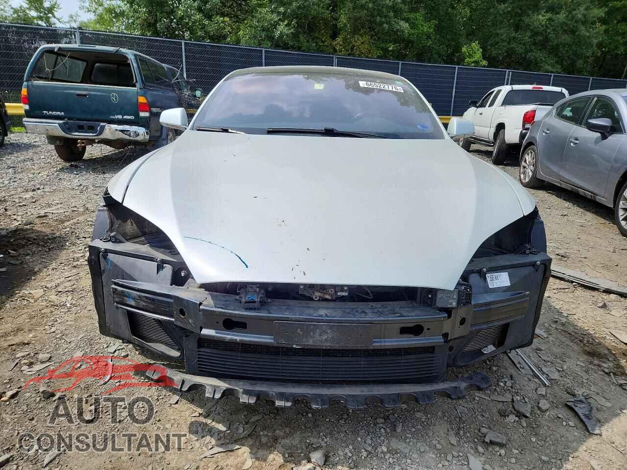 TESLA MODEL S 2018 - 5YJSA1E24JF294852