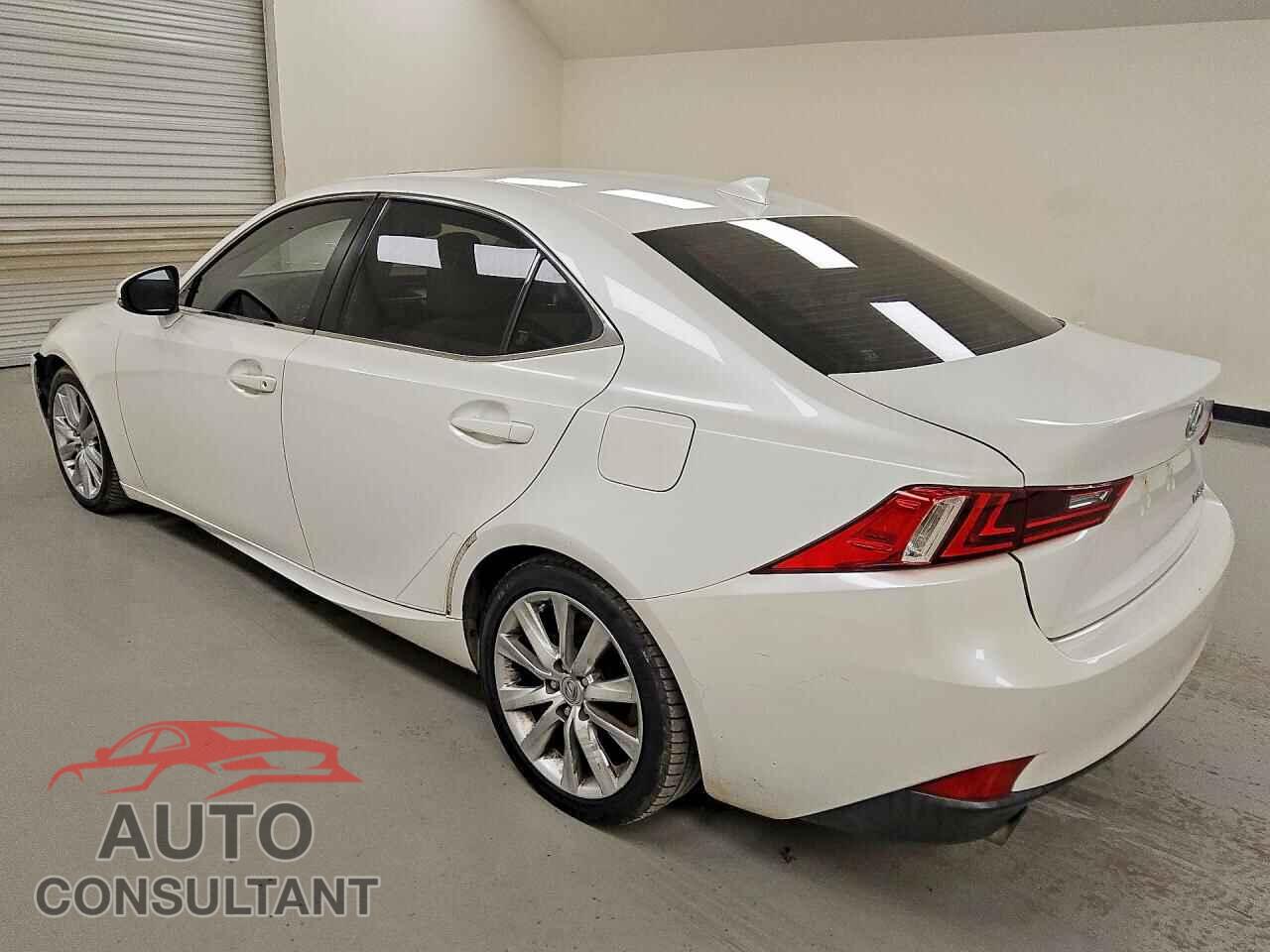 LEXUS IS 2015 - JTHBF1D24F5082270