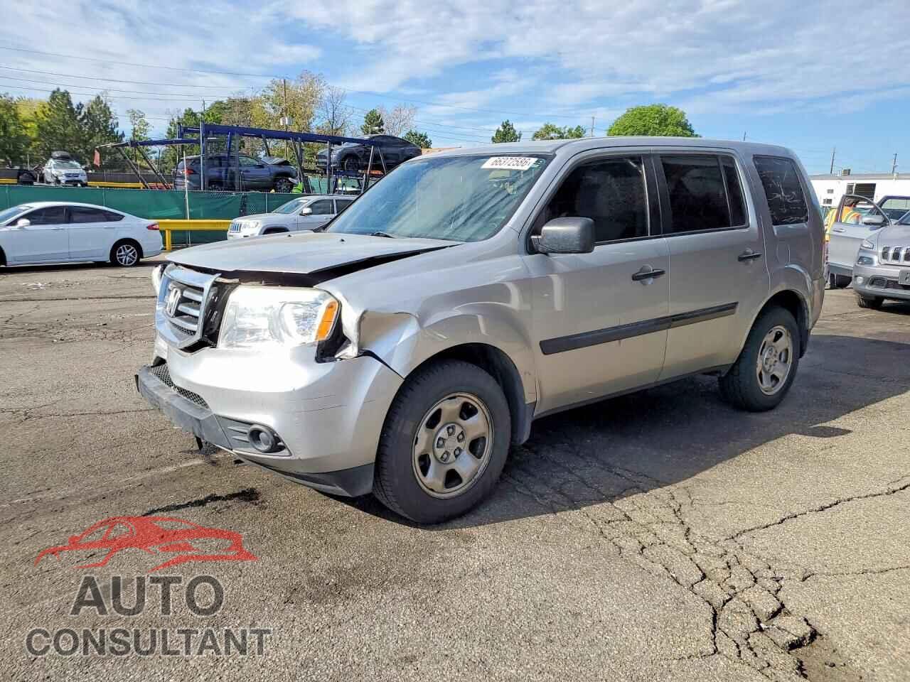 HONDA PILOT 2013 - 5FNYF4H23DB008132