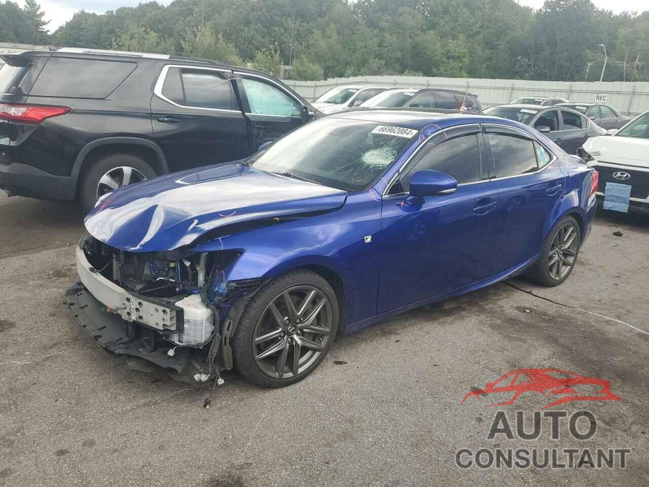 LEXUS IS 2018 - JTHC81D22J5026111