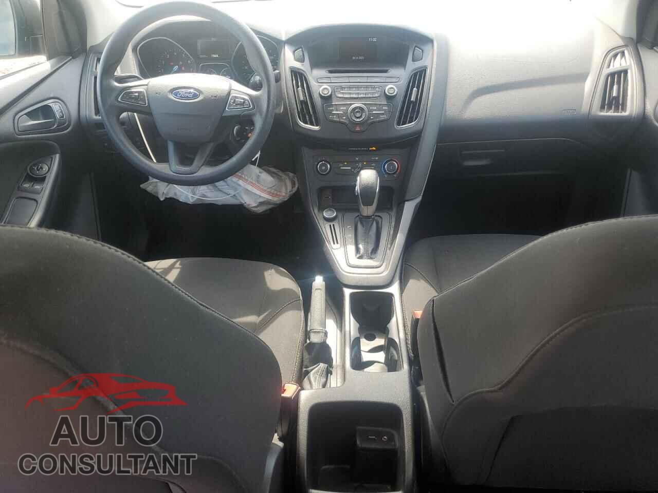 FORD FOCUS 2016 - 1FADP3E20GL201470