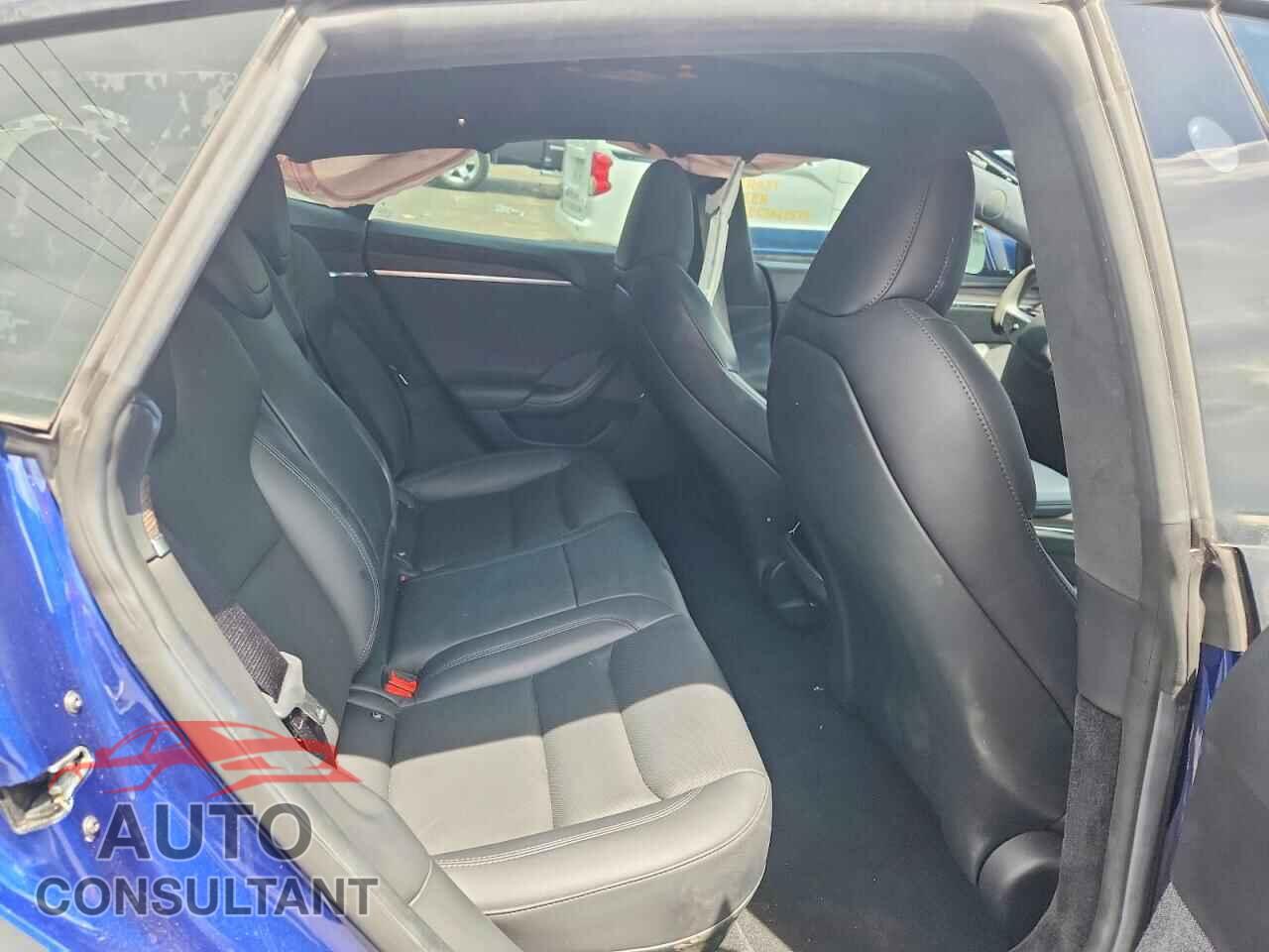 TESLA MODEL S 2021 - 5YJSA1E54MF437068