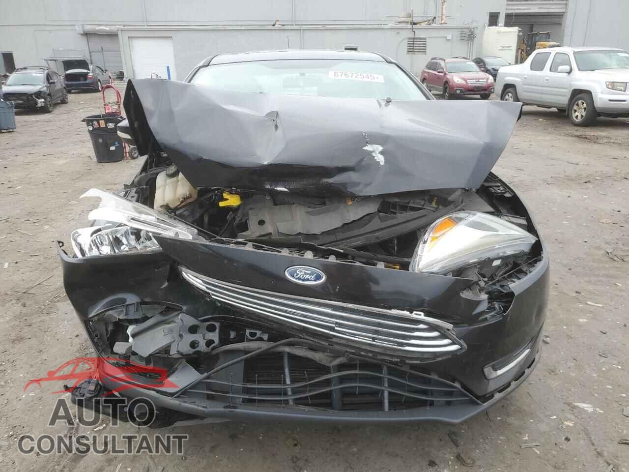 FORD FOCUS 2016 - 1FADP3N26GL201537