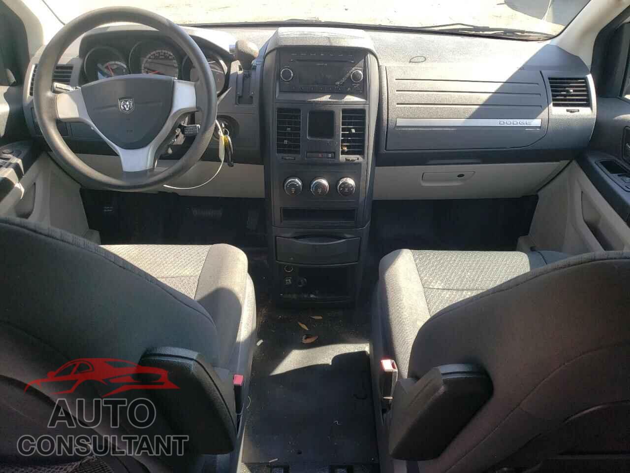 DODGE CARAVAN 2010 - 2D4RN1AE3AR439521