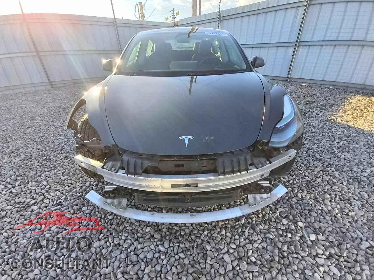 TESLA MODEL 3 2023 - 5YJ3E1EAXPF456167