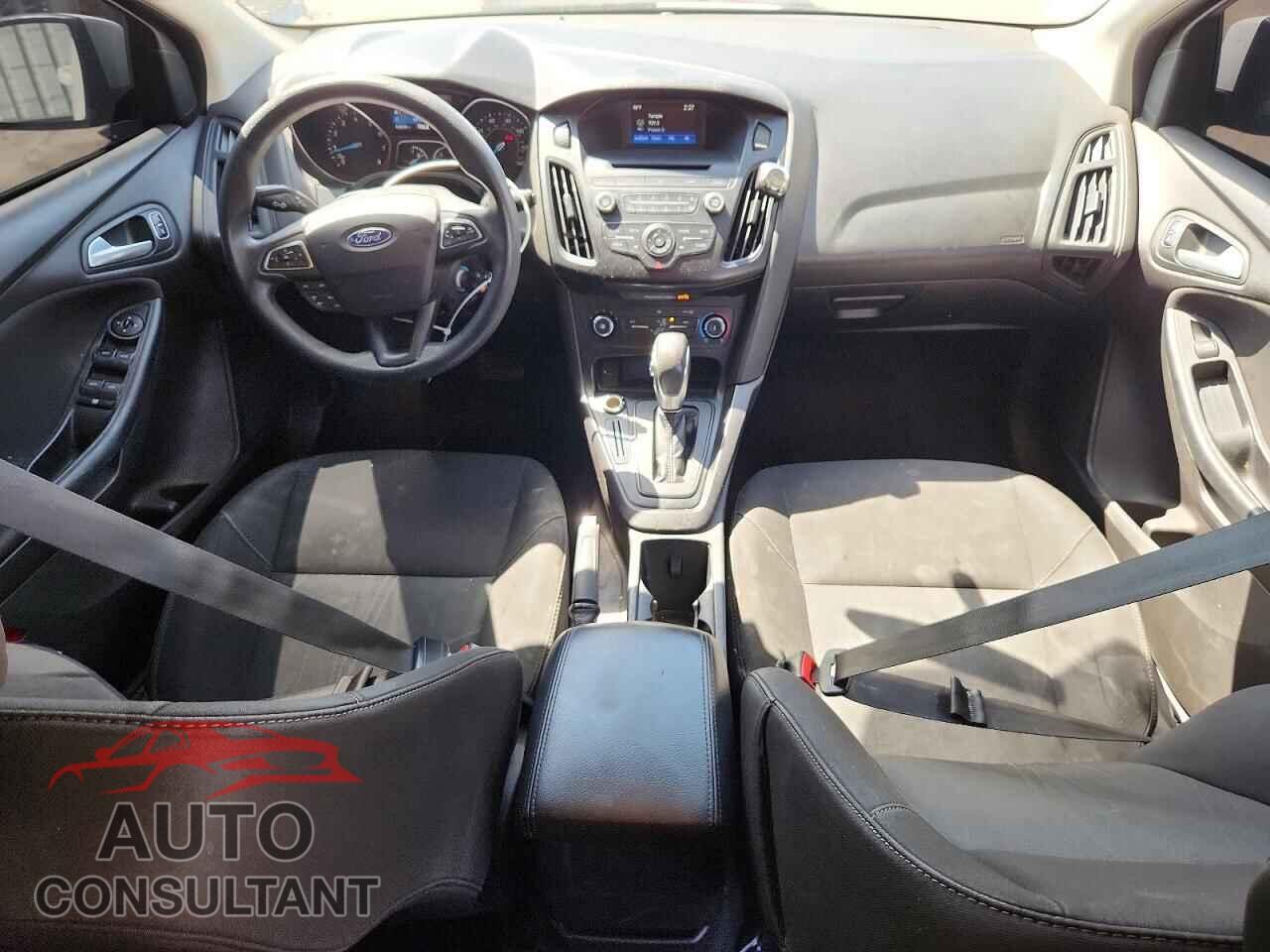 FORD FOCUS 2017 - 1FADP3K2XHL246955