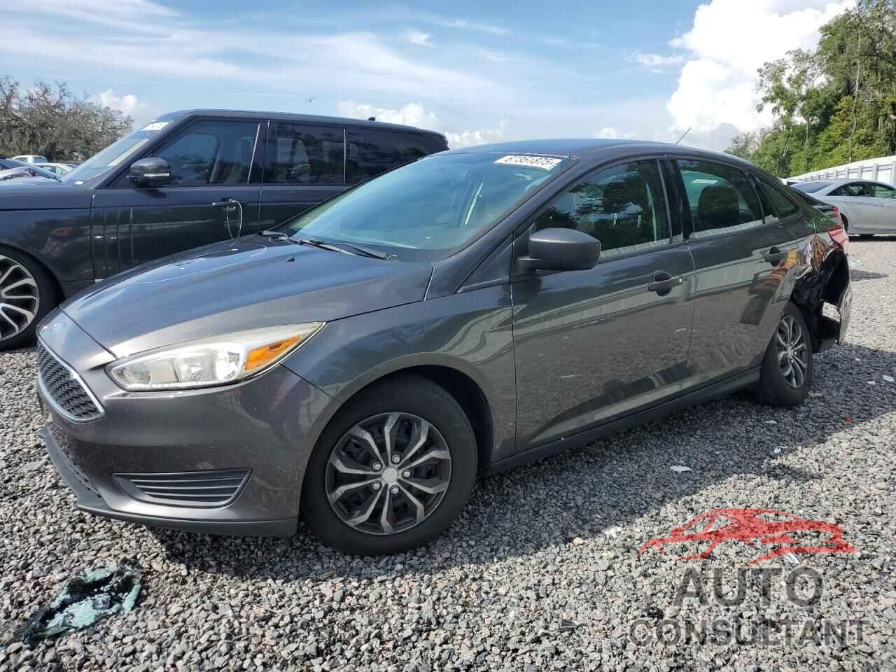 FORD FOCUS 2017 - 1FADP3E20HL327507