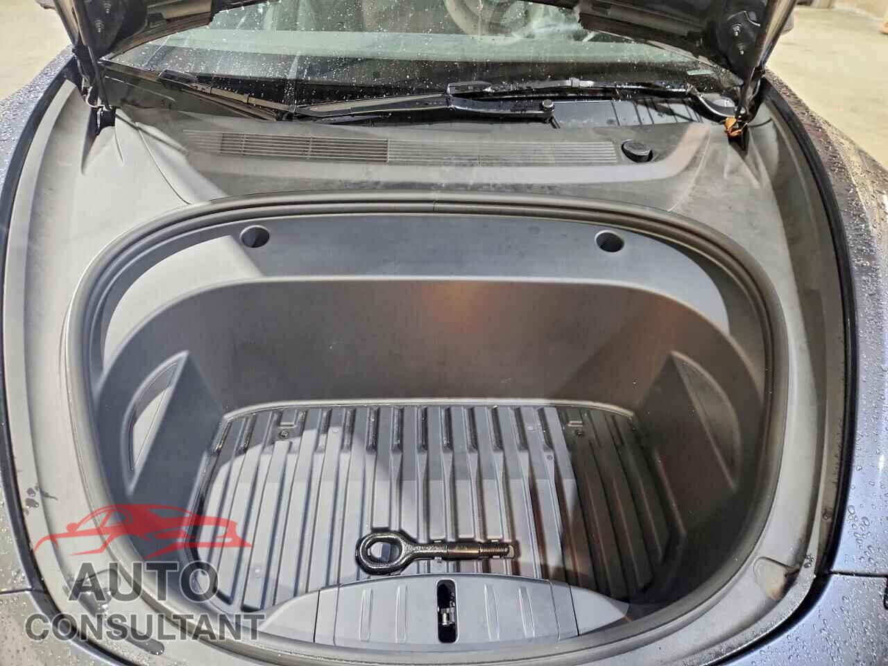 TESLA MODEL 3 2023 - 5YJ3E1EA0PF644471