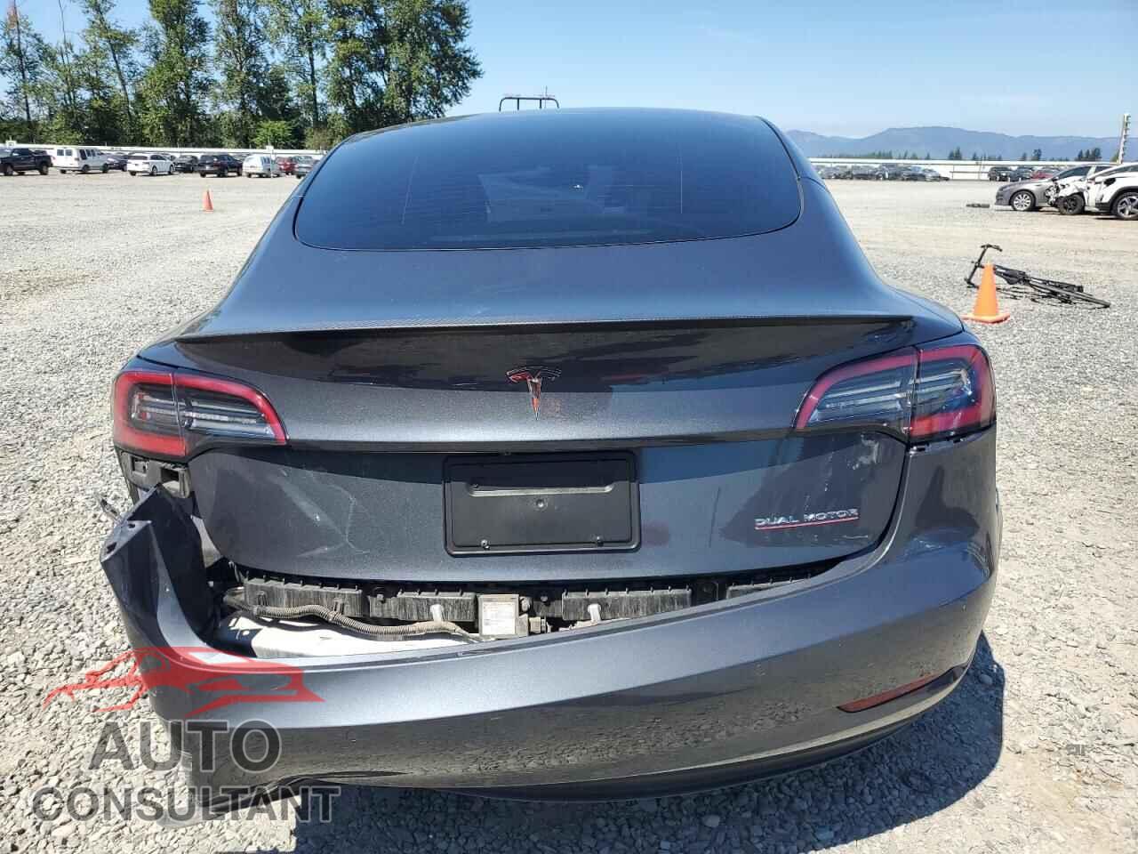 TESLA MODEL 3 2021 - 5YJ3E1EC4MF056151
