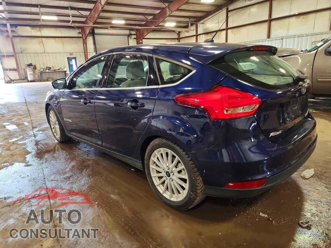 FORD FOCUS 2017 - 1FADP3R43HL269940
