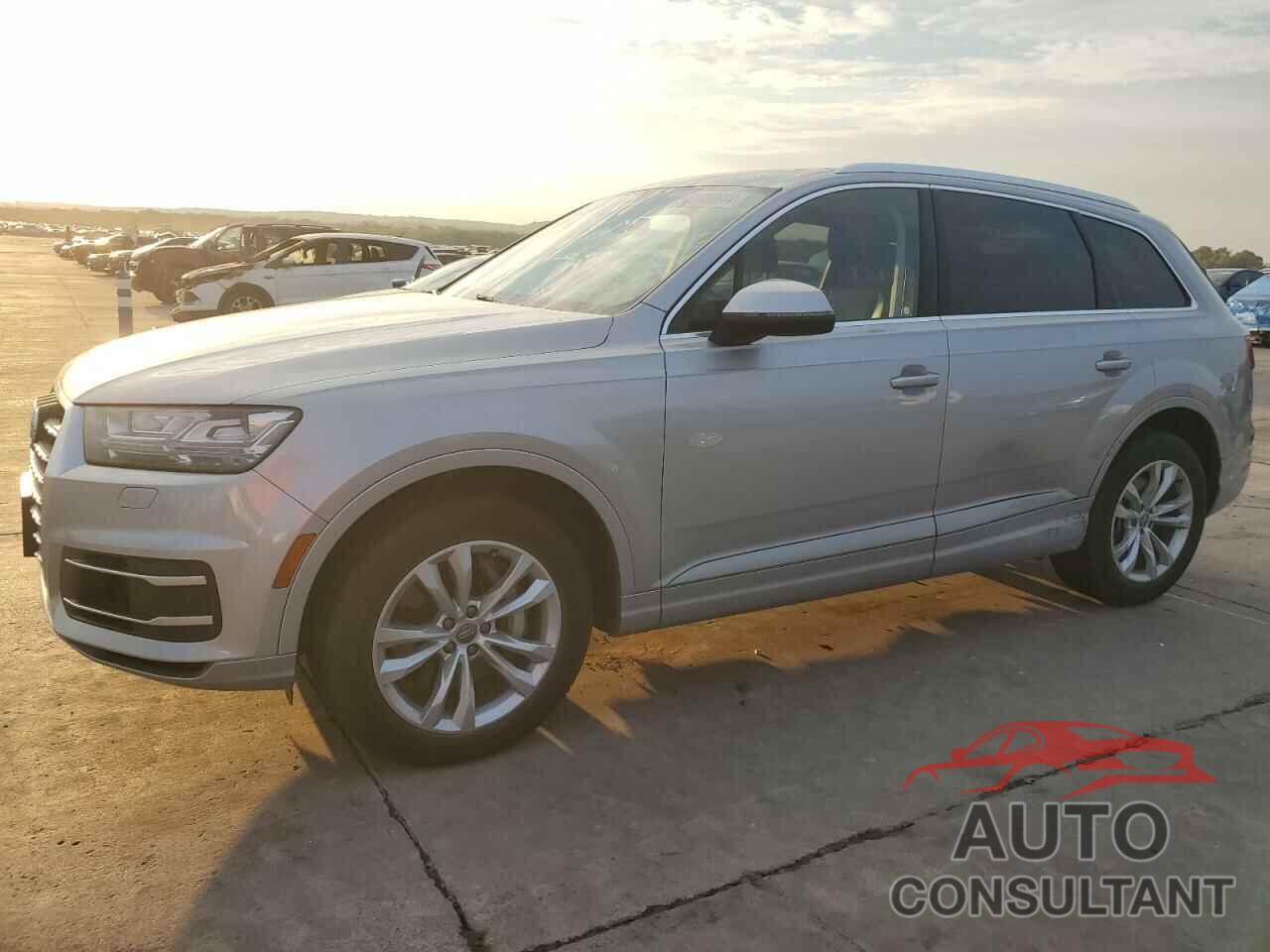 AUDI Q7 2019 - WA1LAAF74KD044433