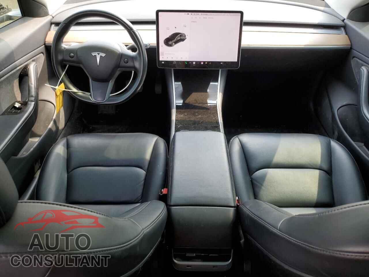 TESLA MODEL 3 2018 - 5YJ3E1EB7JF107306