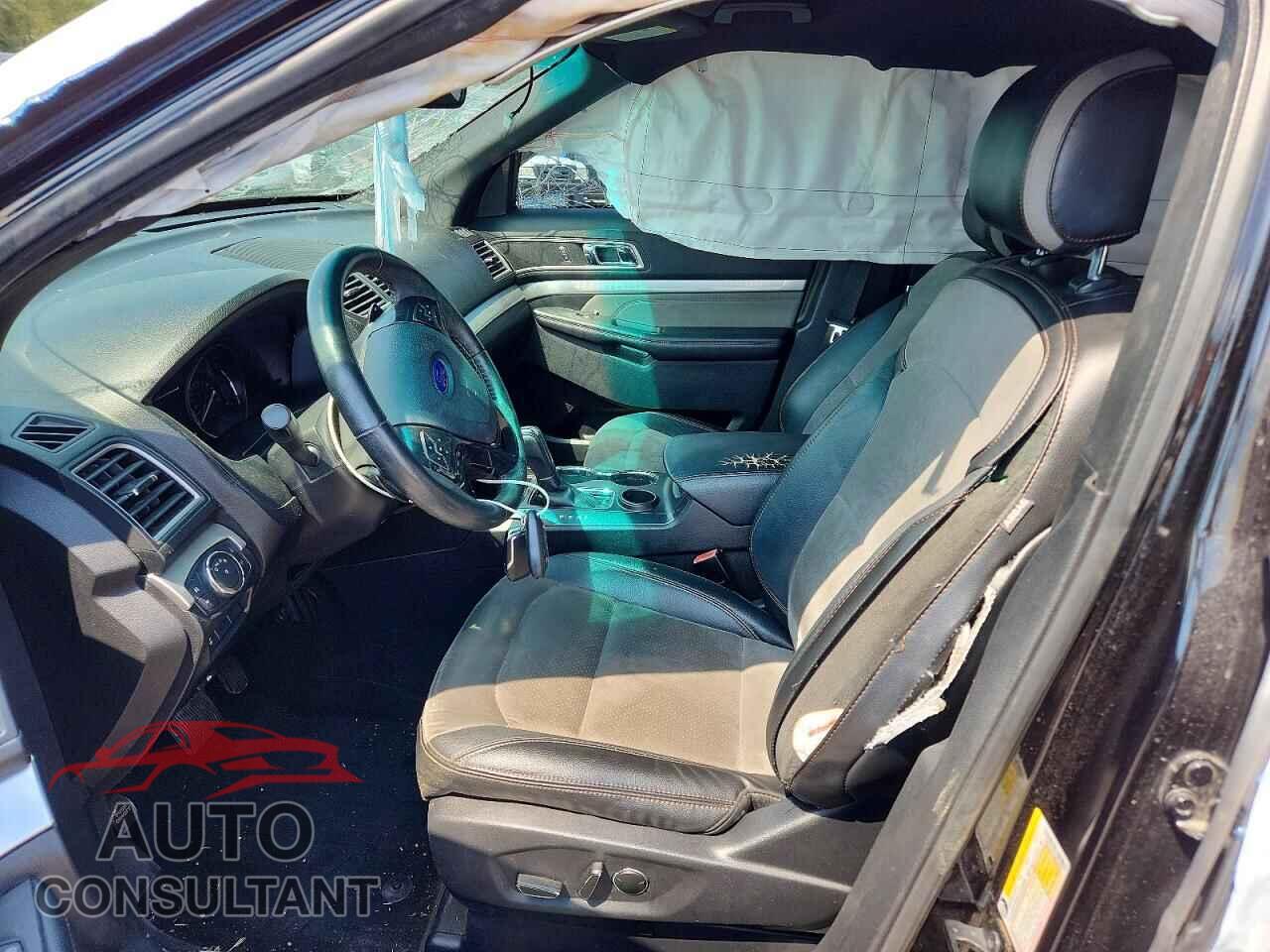 FORD EXPLORER 2017 - 1FM5K7D87HGA25887