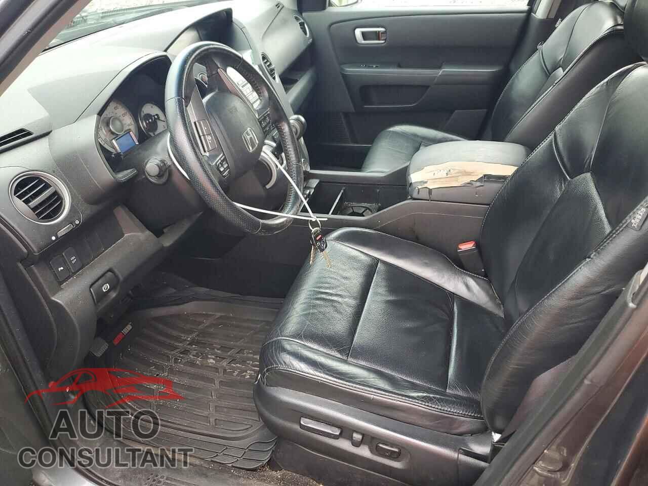 HONDA PILOT 2011 - 5FNYF4H93BB064968