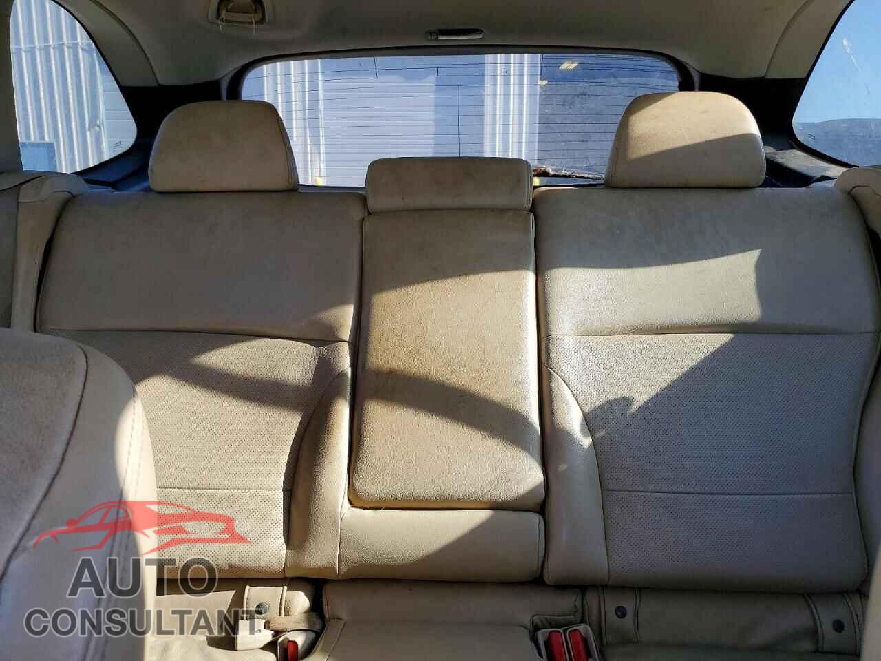 SUBARU OUTBACK 2017 - 4S4BSANC3H3424449
