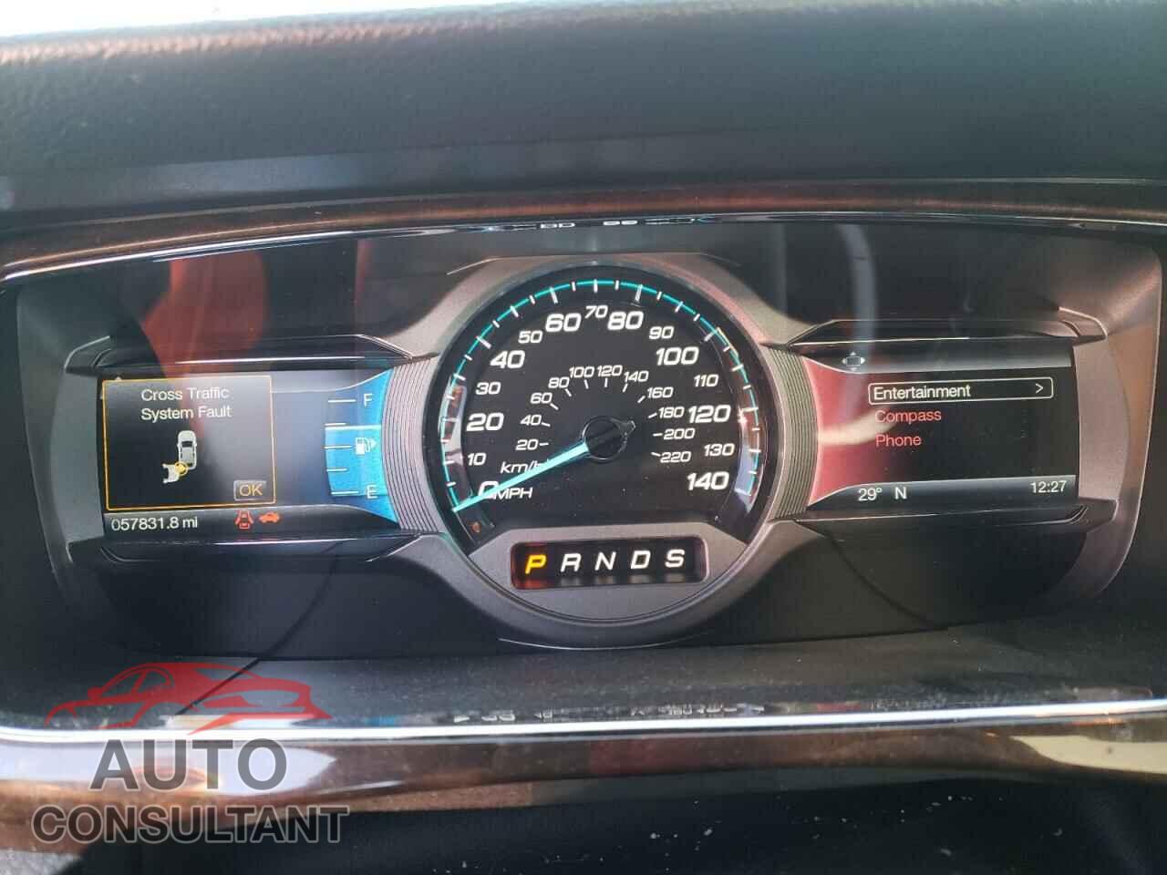FORD TAURUS 2017 - 1FAHP2F80HG104262