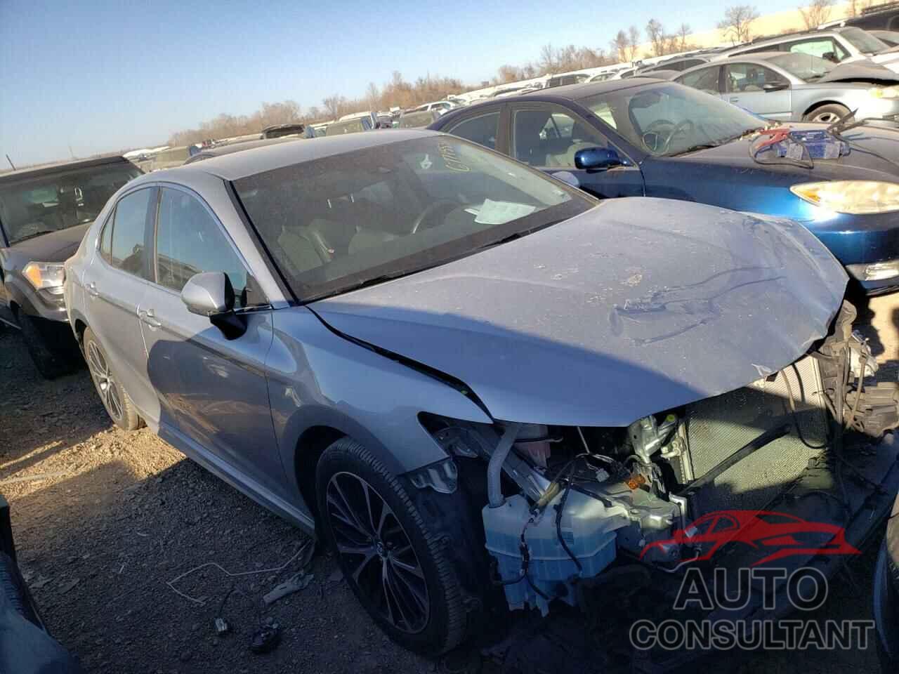 TOYOTA CAMRY 2018 - 4T1B11HK6JU610119