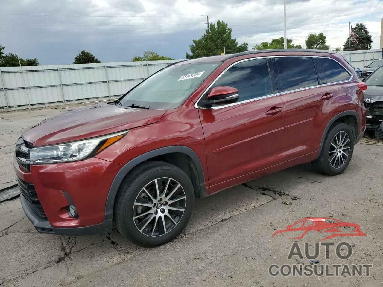 TOYOTA HIGHLANDER 2017 - 5TDKZRFH5HS524821