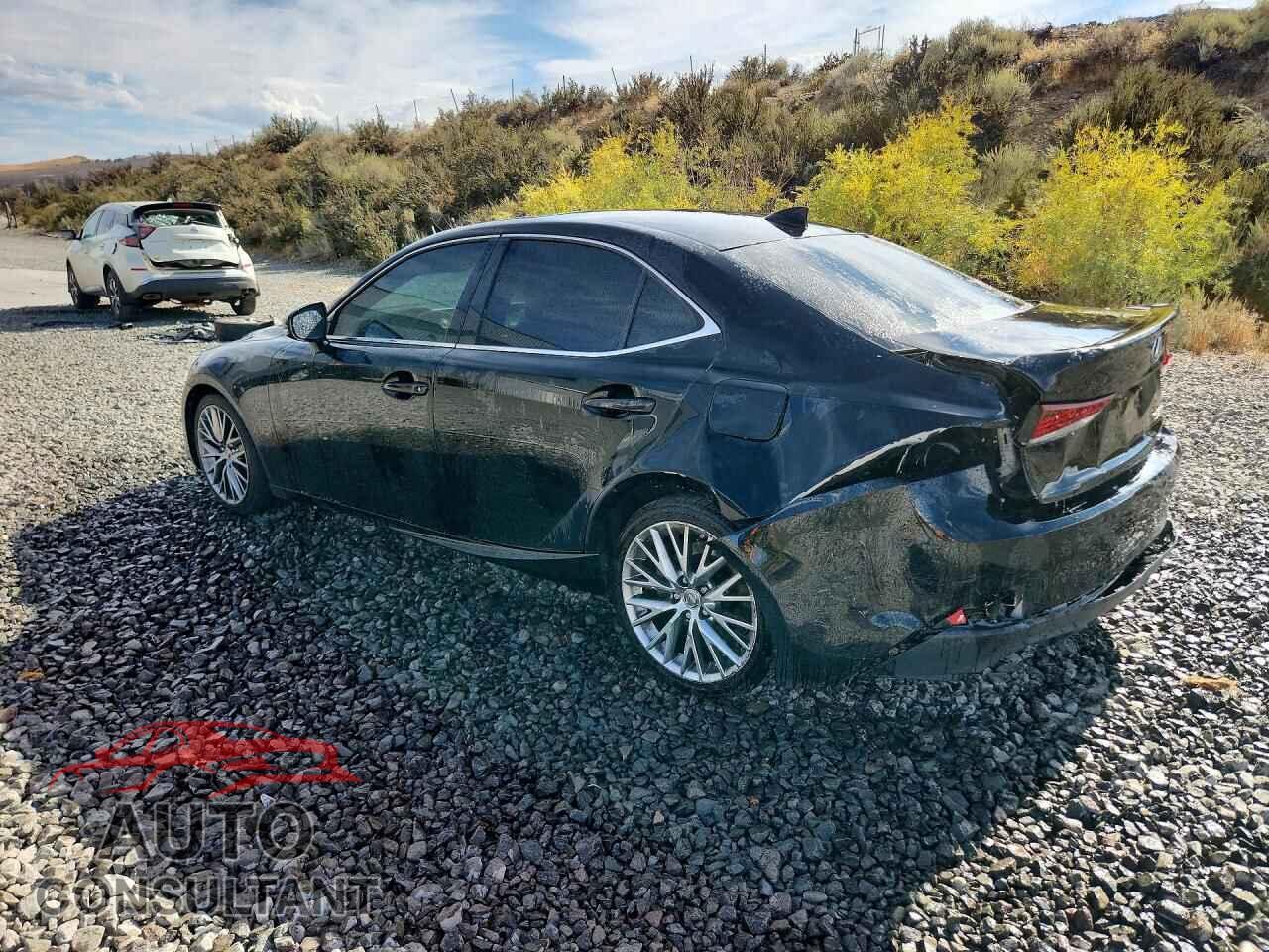 LEXUS IS 2017 - JTHBA1D22H5050466