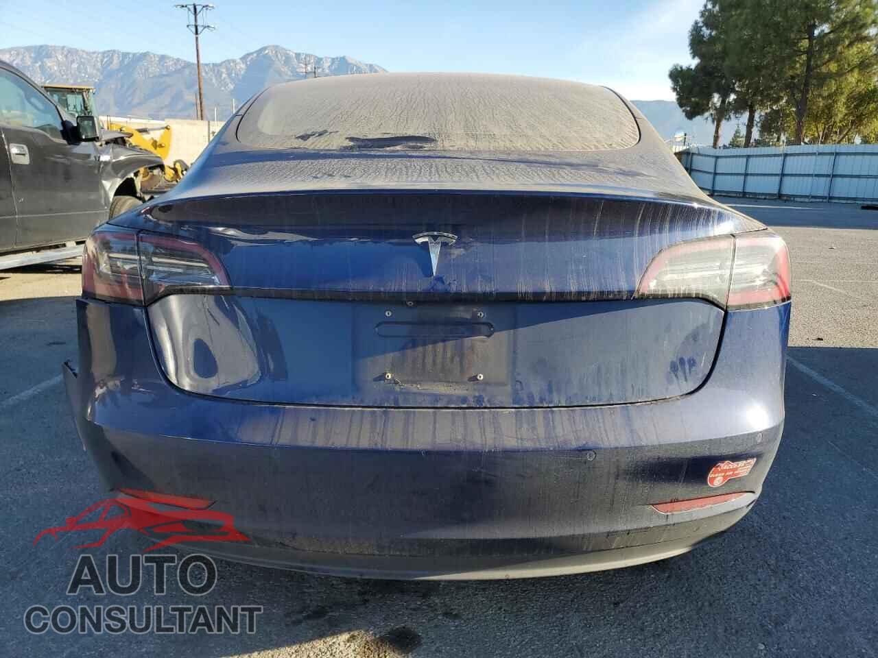 TESLA MODEL 3 2018 - 5YJ3E1EA4JF048383