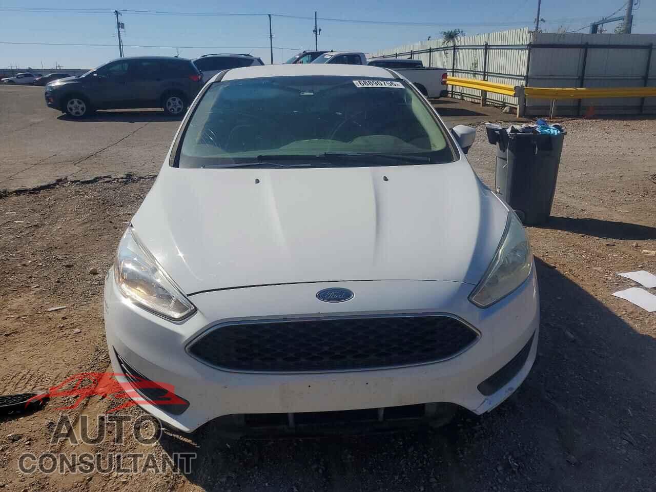 FORD FOCUS 2016 - 1FADP3K22GL271475