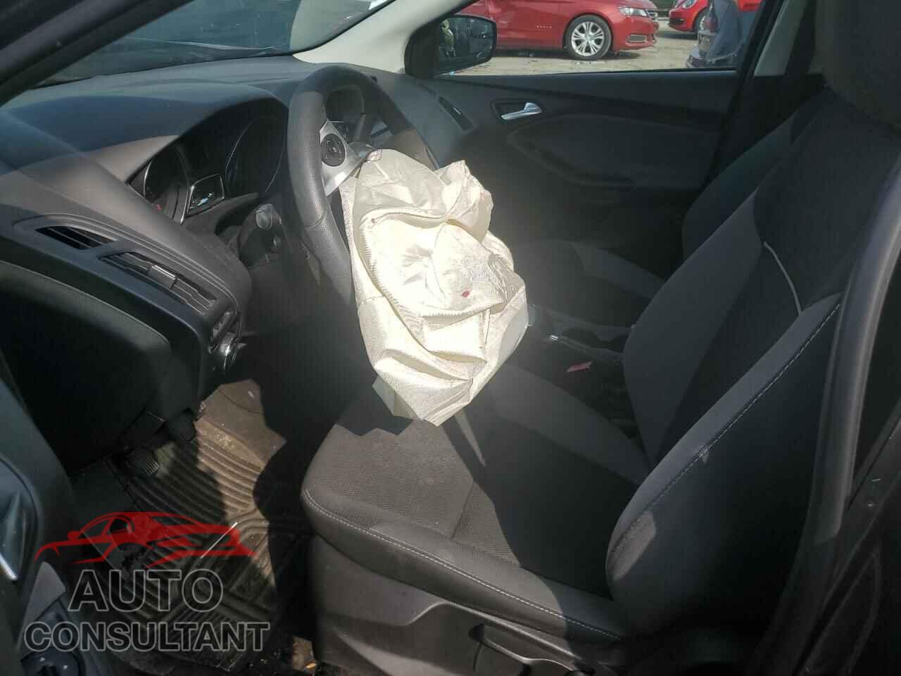FORD FOCUS 2012 - 1FAHP3K22CL428434