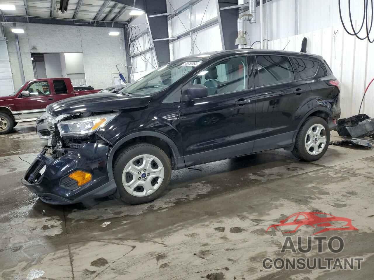 FORD ESCAPE 2017 - 1FMCU0F78HUC11209