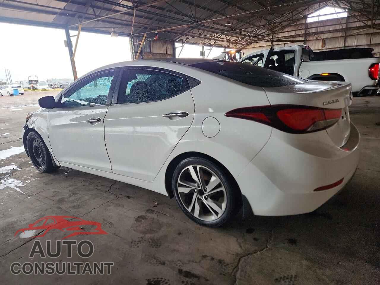 HYUNDAI ELANTRA 2015 - 5NPDH4AE2FH623997