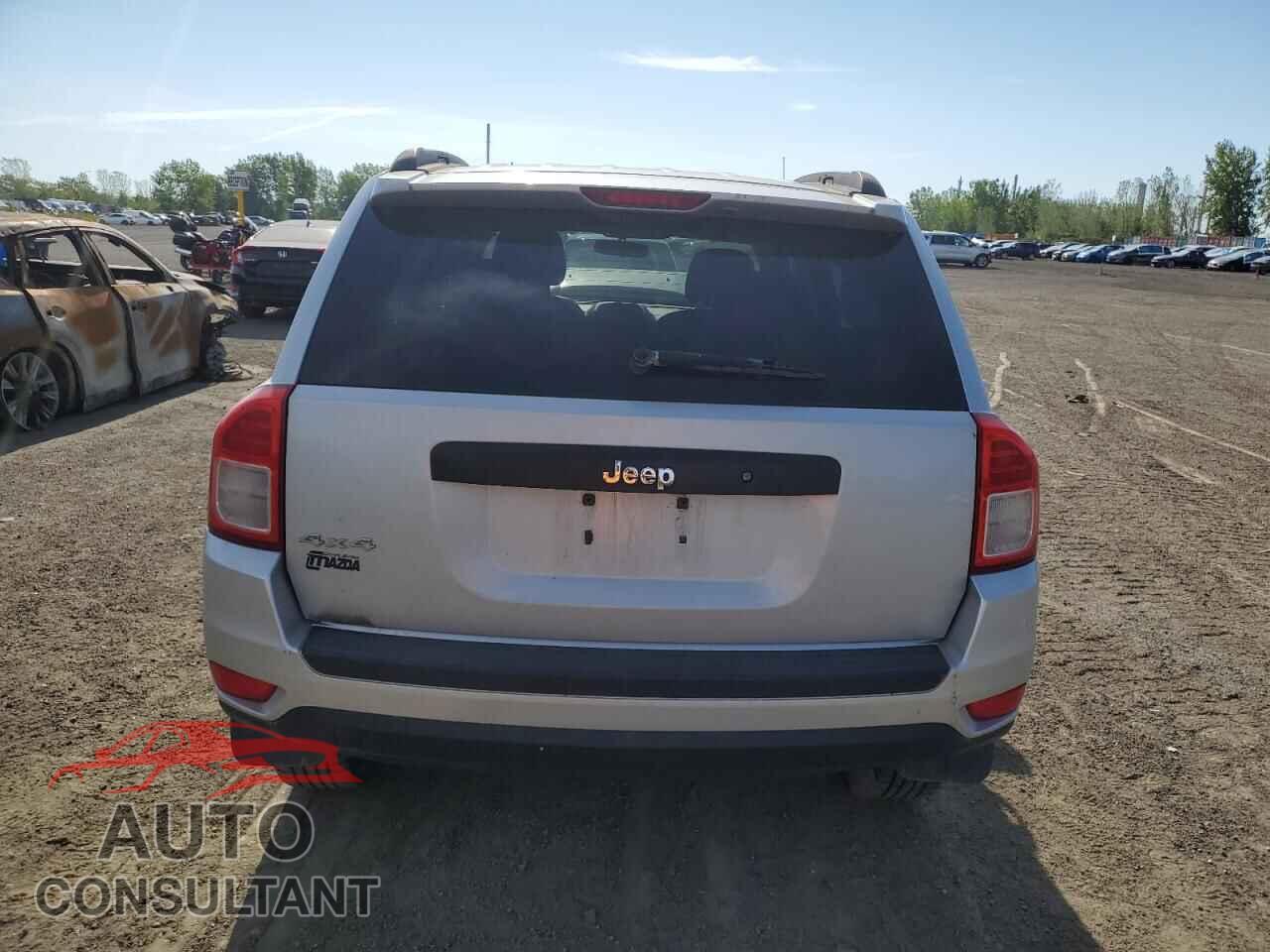 JEEP COMPASS 2011 - 1J4NF4FB5BD157811
