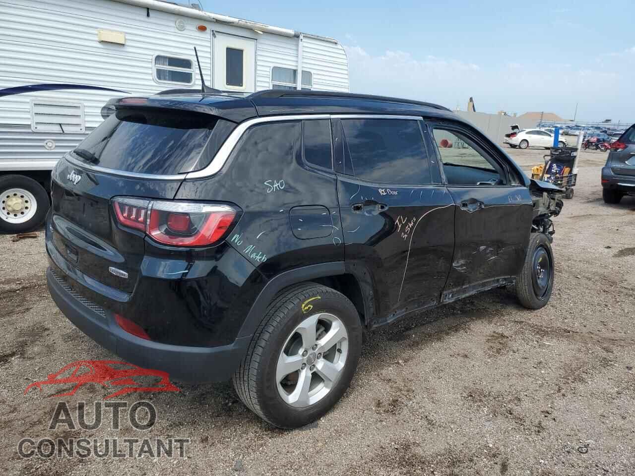 JEEP COMPASS 2018 - 3C4NJDBB4JT139349