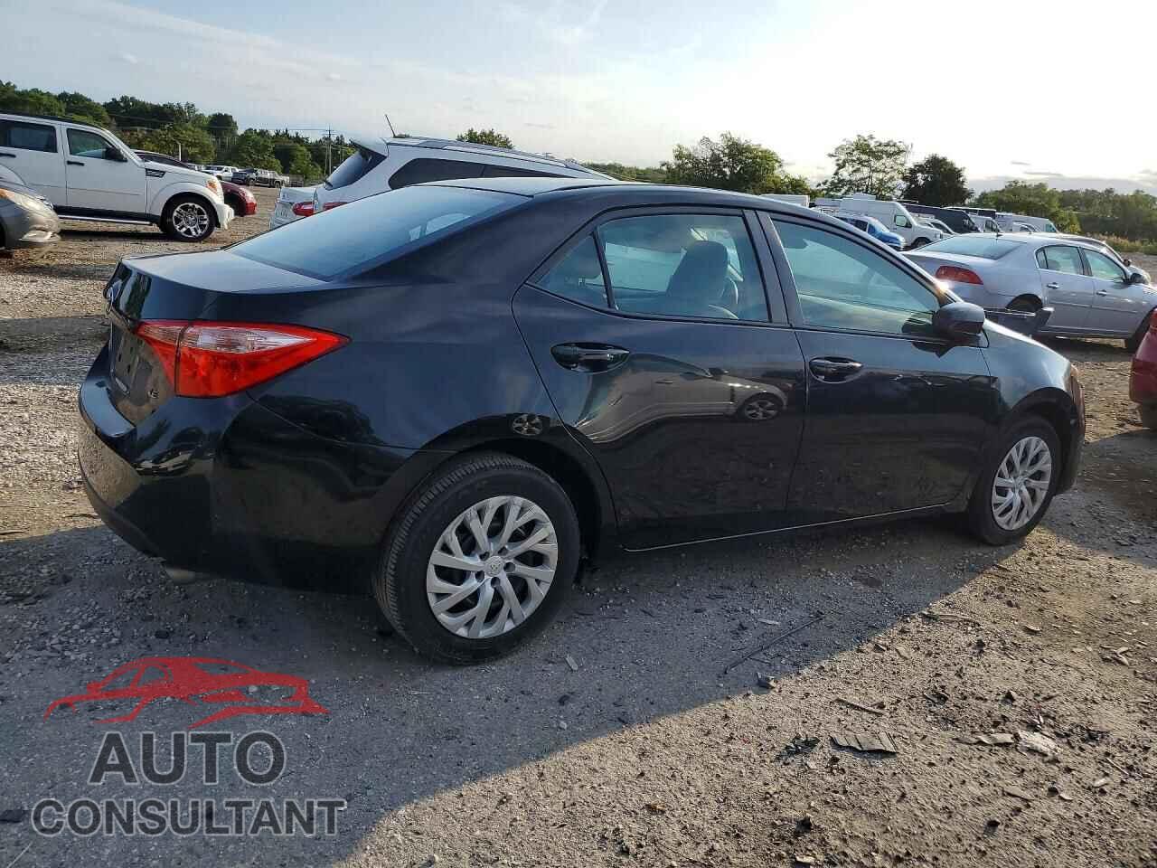 TOYOTA COROLLA 2017 - 2T1BURHE7HC870444