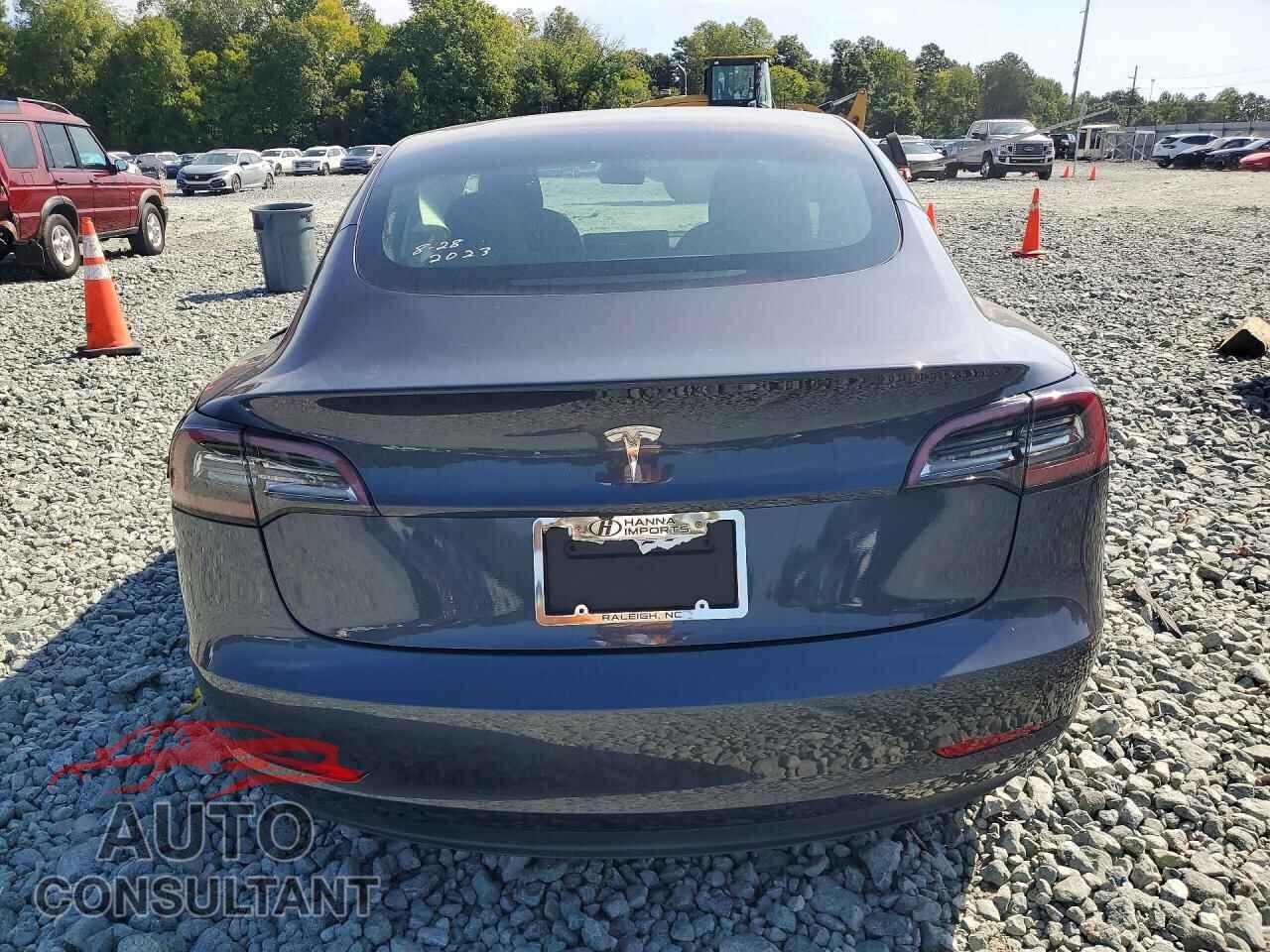 TESLA MODEL 3 2023 - 5YJ3E1EA7PF385509