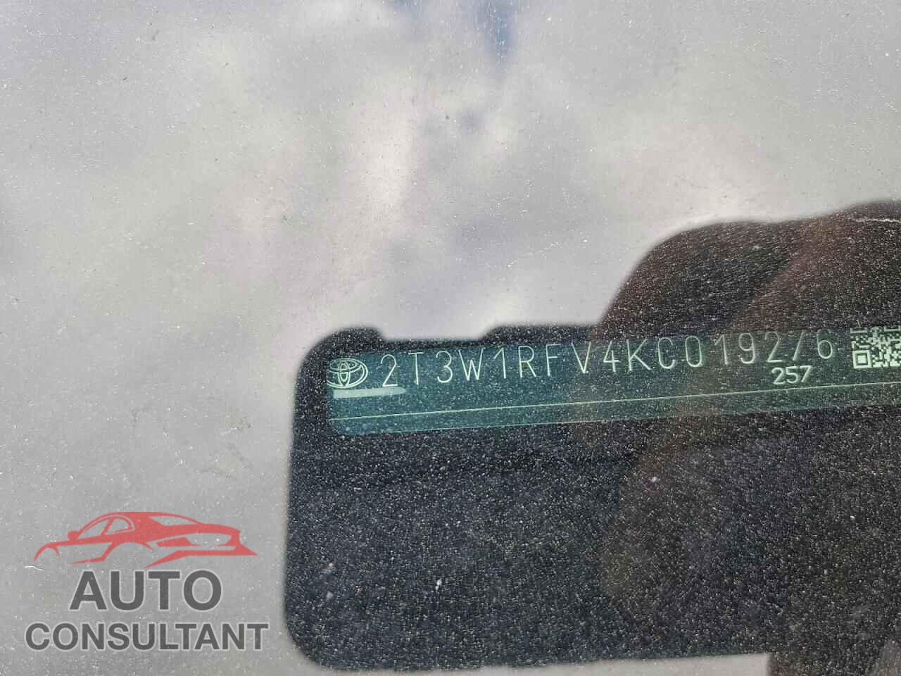 TOYOTA RAV4 2019 - 2T3W1RFV4KC019276